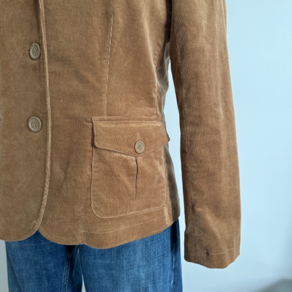 Lady Hathaway - Tan Velvet Blazer - Jacket - Picture 4 of 11